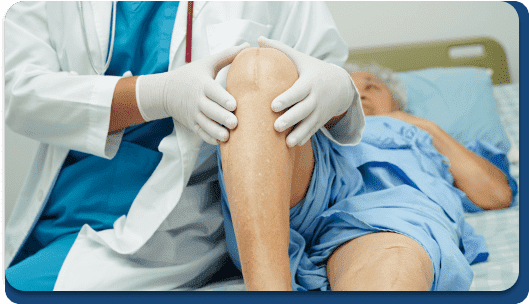 Minimally invasive knee surgery being performed in Jaipur